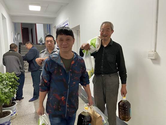 心怀感恩，温暖中秋