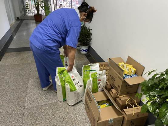 心怀感恩，温暖中秋