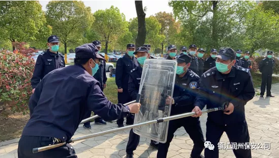打造保安专业队伍，提高反恐实操能力——润州保安公司组织开展镇江市中西医结合医院“反恐防爆”演练