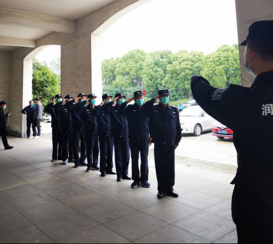 练本领 筑防线—润州保安公司组织镇江市第三人民医院保安队进行反恐防暴技能培训