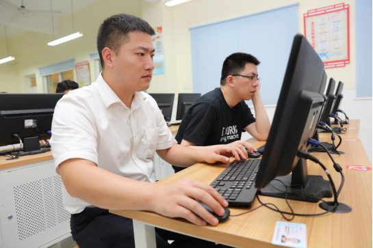 润馨物业工会积极参与润州区职工计算机操作技能竞赛