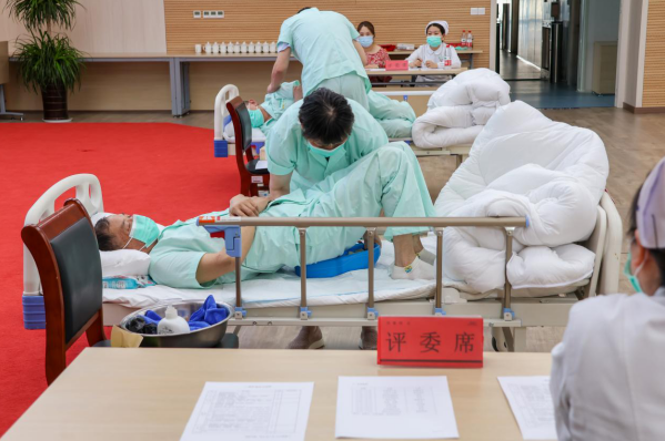 镇江市润馨物业管理有限公司成功举办 护理员职业技能比赛